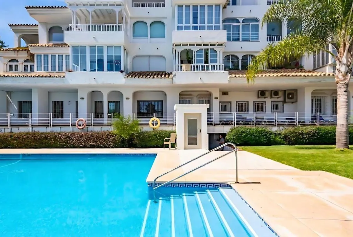 Jardines Tropicales Puerto Banus Apartment Marbella