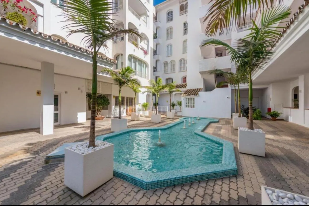 Jardines Tropicales Puerto Banus Apartment Marbella